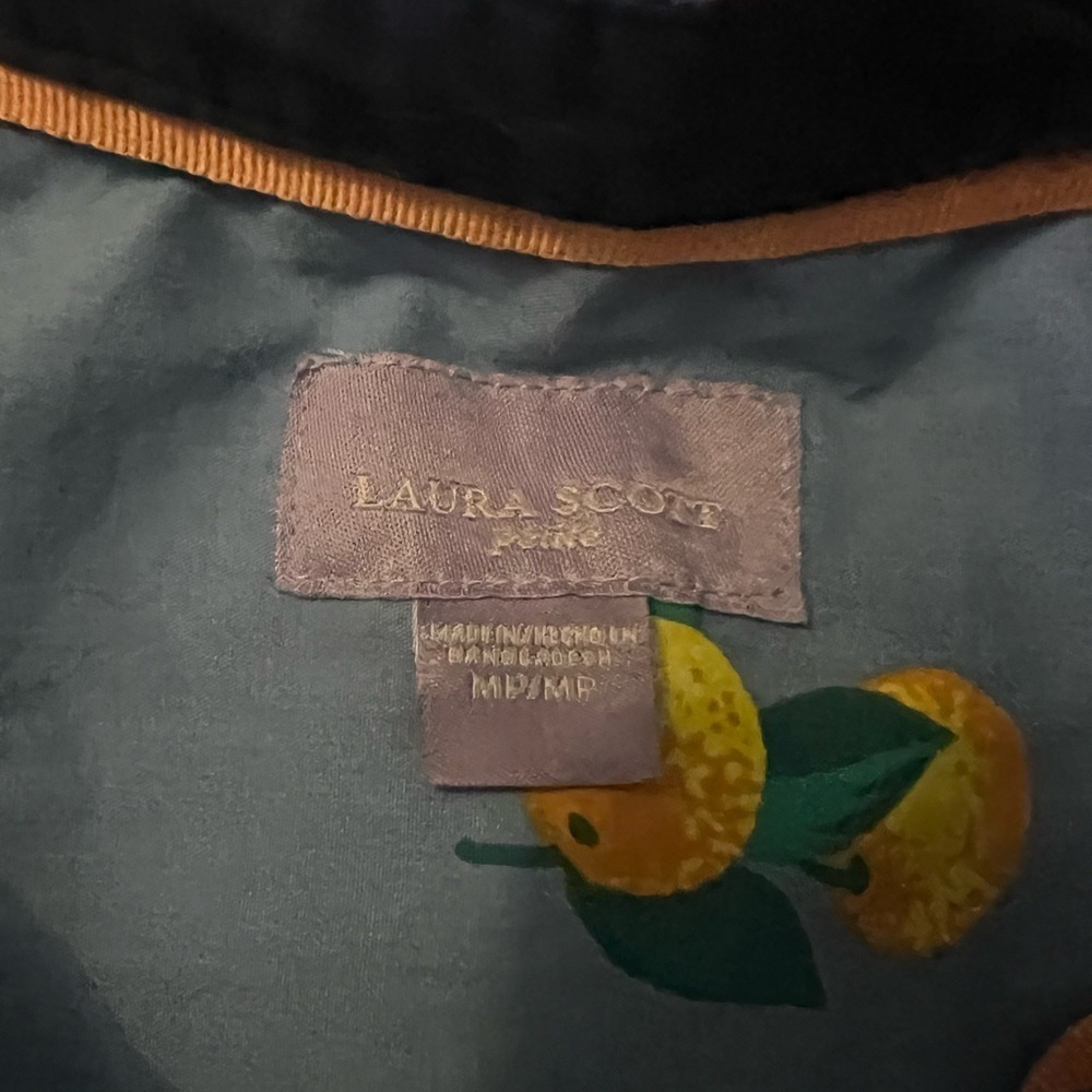 Laura Scott Lemon Print Blouse - Picture 2 of 3